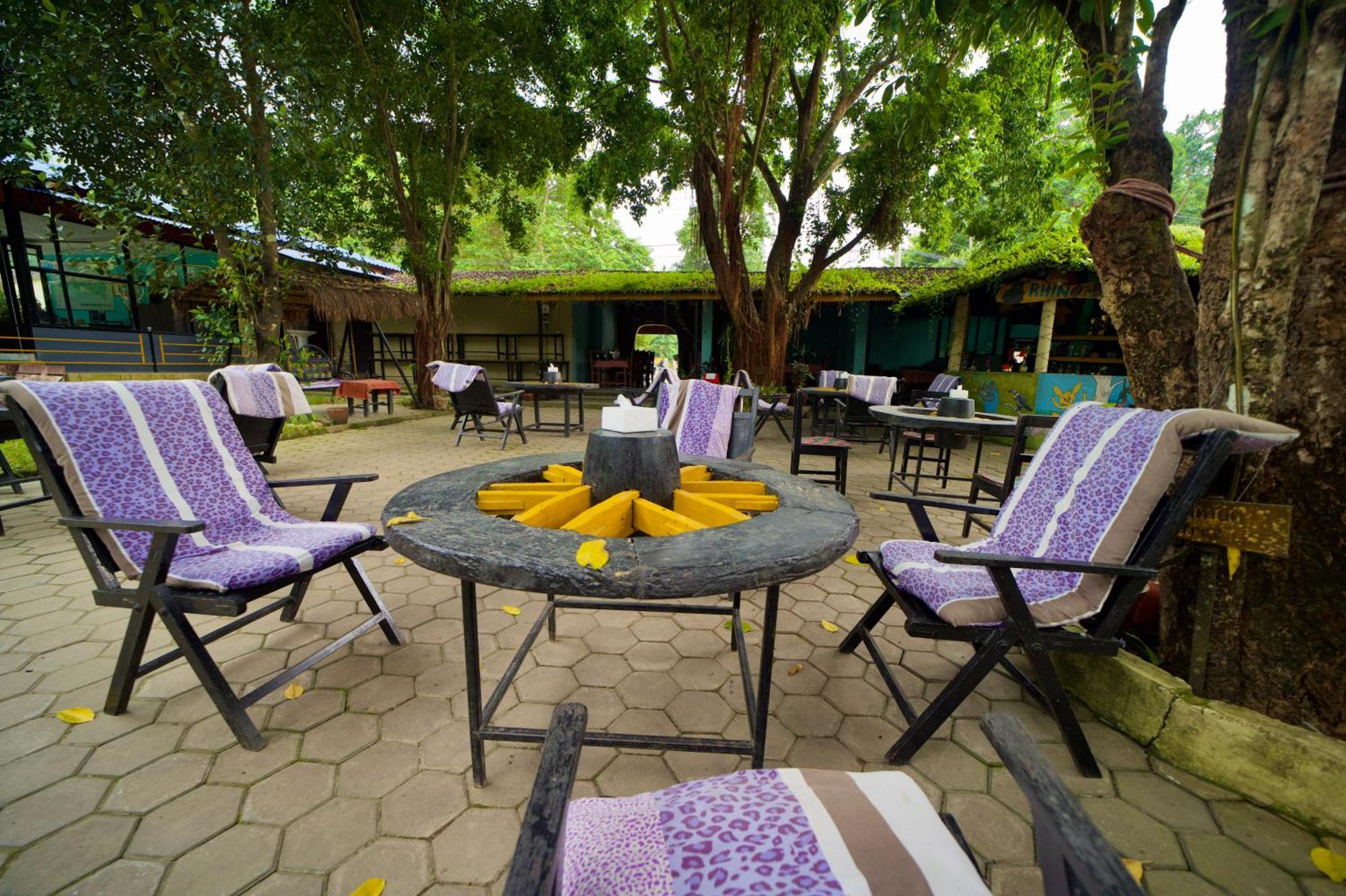 Chitwan Gaida Lodge - Animal Lovers & Birdwatchers Paradise Саураха Екстер'єр фото
